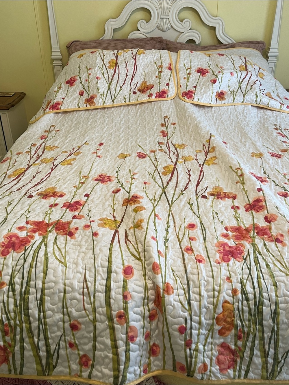 Floral Meadow Quilted Bedspread Set in White, Pink & Yellow and 2 pillow shams